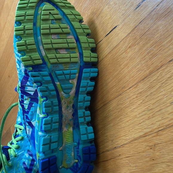 Asics - Picture 3 of 4